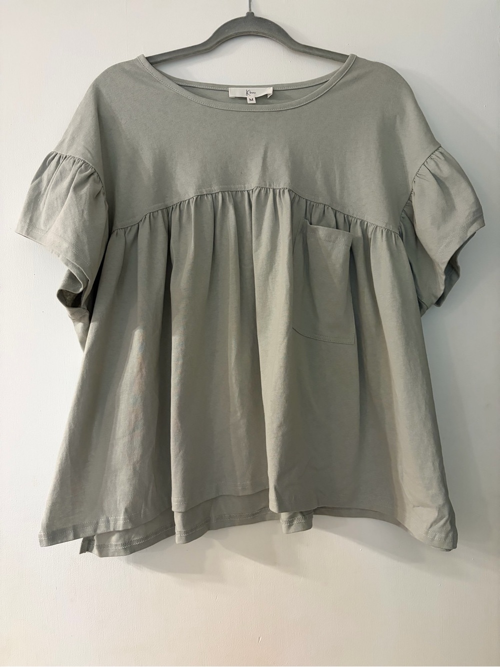 Klesis Oversized Babydoll Blouse | Sage Green Swing Top | Side Slit Tunic | M - Picture 2 of 6